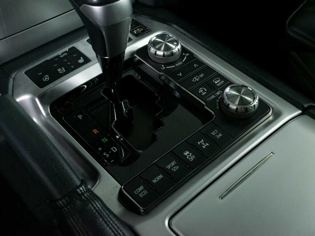 Купить Toyota Land Cruiser, 2019, 142 787 км, фото №18
