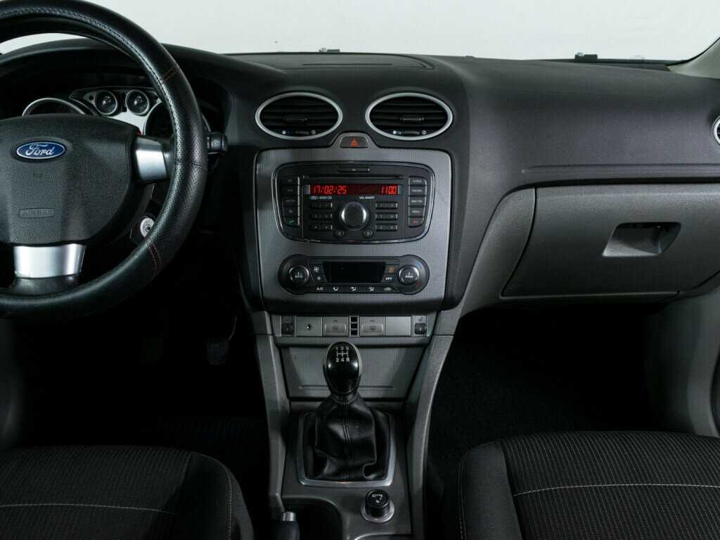 Купить Ford Focus, 2010, 250 777 км, фото №8