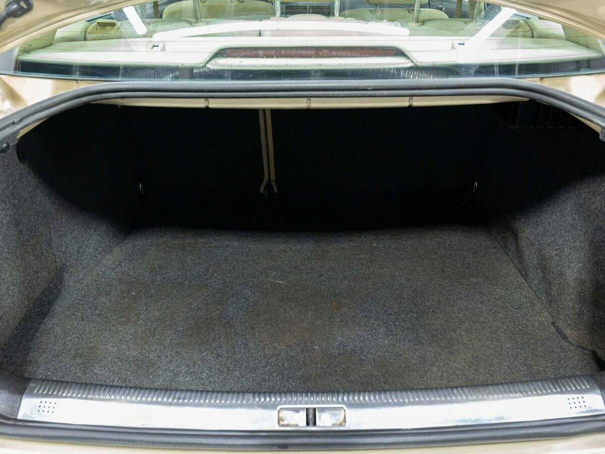 Купить Volkswagen Passat, 2001, 241 699 км, фото №19