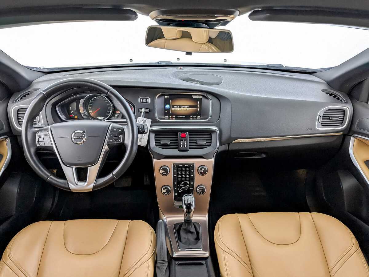 Купить Volvo V40, 2018, 78 425 км, фото №14