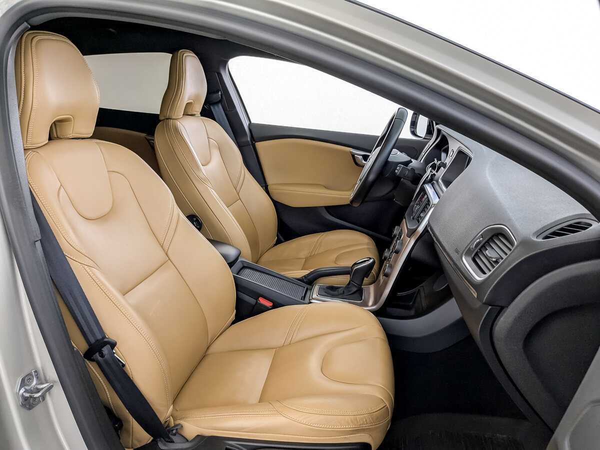Купить Volvo V40, 2018, 78 425 км, фото №24