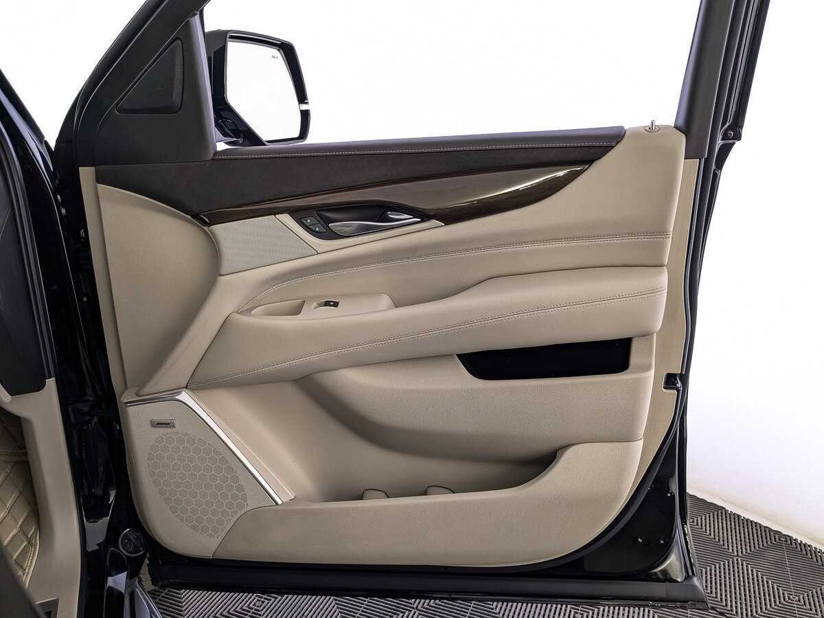 Купить Cadillac Escalade, 2019, 115 000 км, фото №25