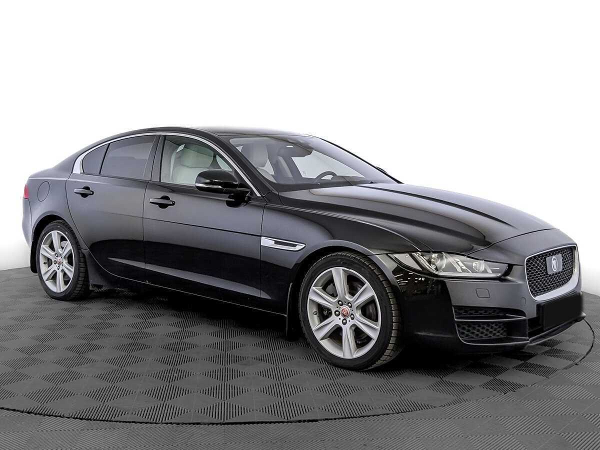 Jaguar XE