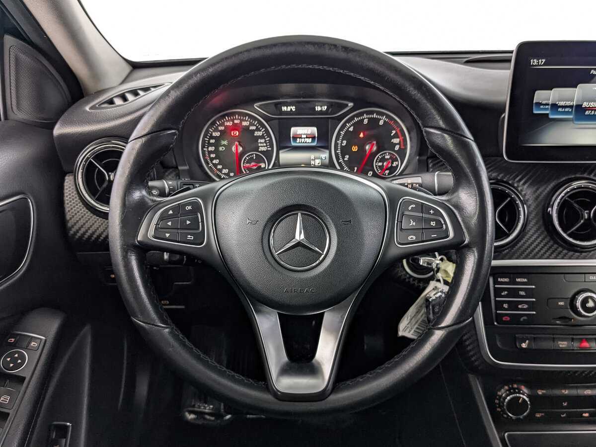 Купить Mercedes-Benz GLA 200, 2018, 319 659 км, фото №22
