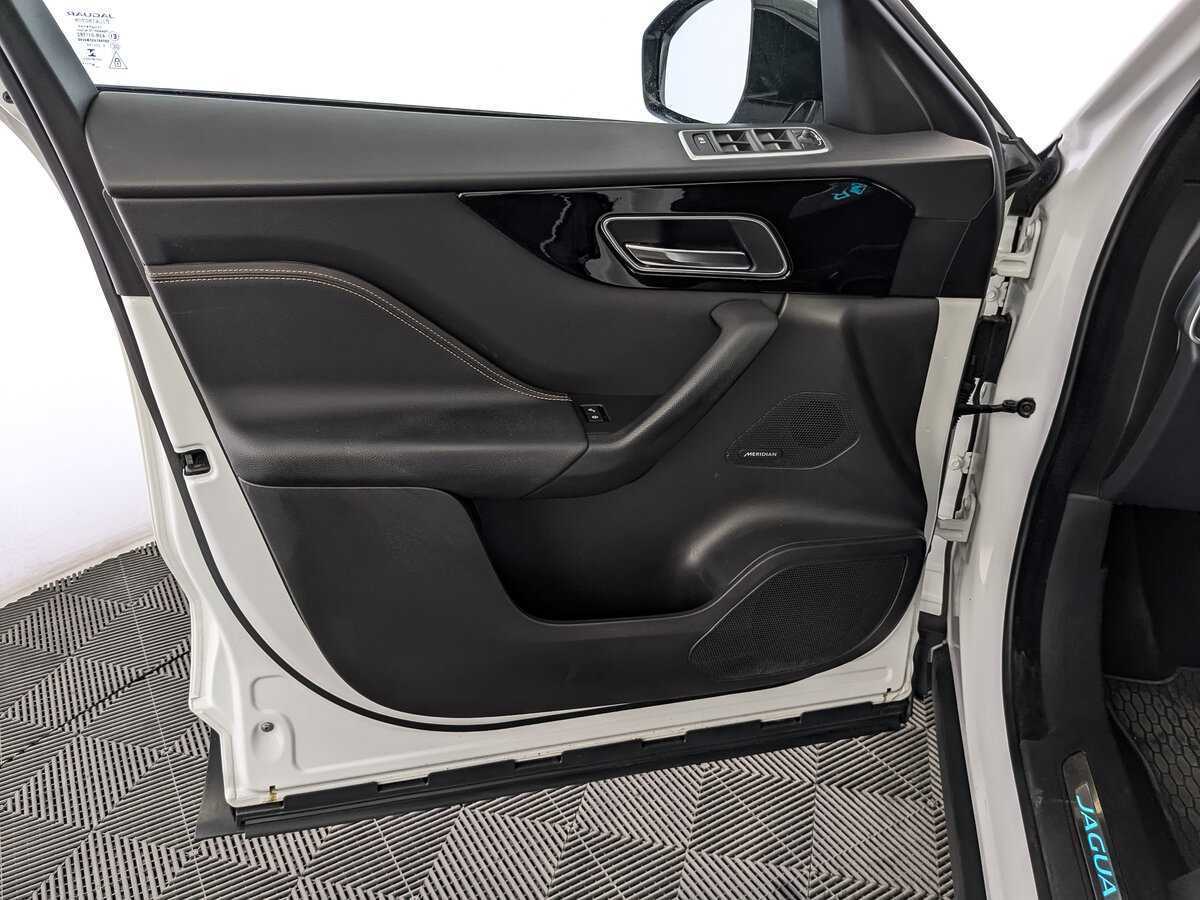Купить Jaguar F-Pace, 2018, 142 217 км, фото №19