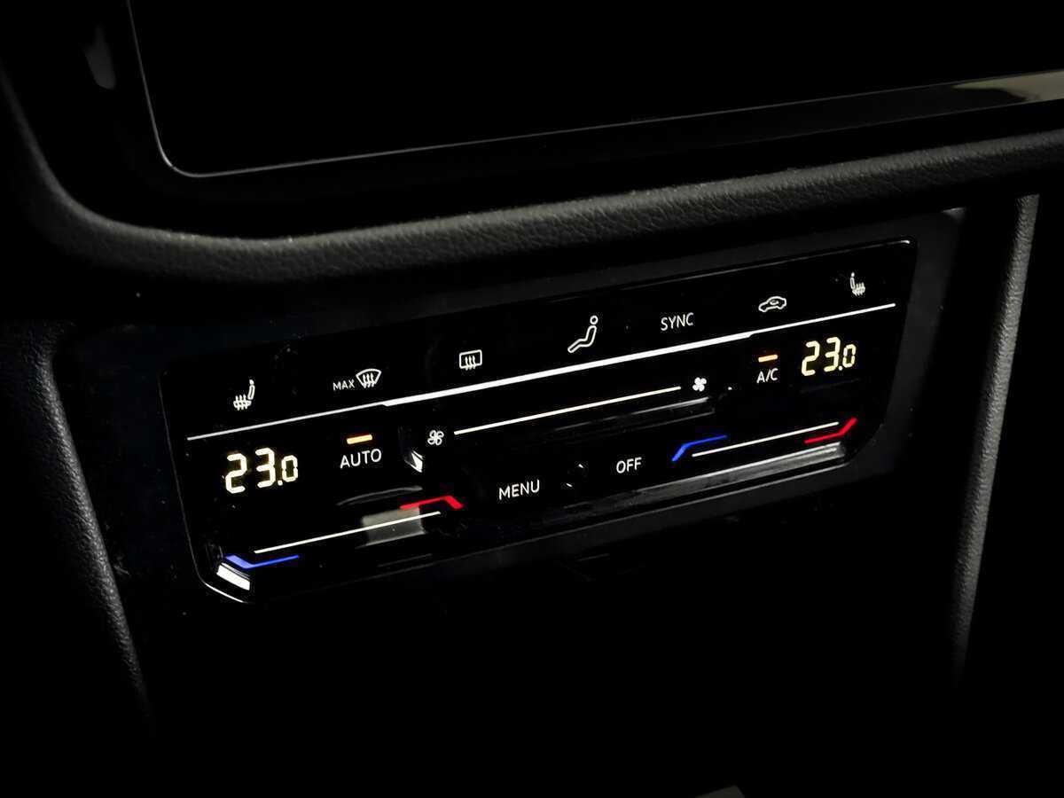 Купить Volkswagen Tiguan, 2021, 110 791 км, фото №25