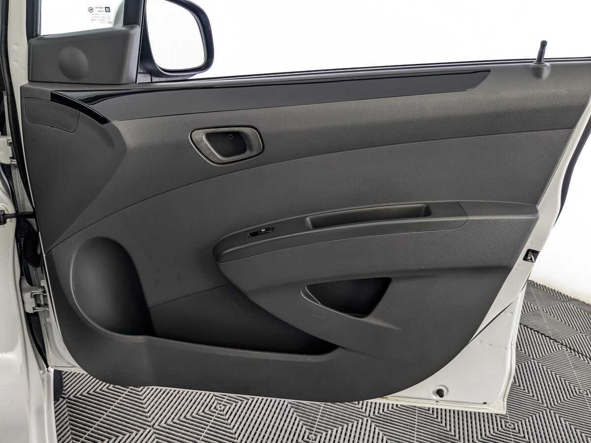 Купить Chevrolet Spark, 2011, 82 880 км, фото №24