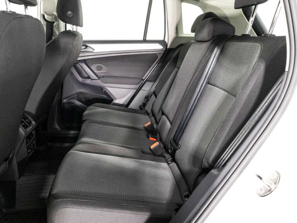 Купить Volkswagen Tiguan, 2021, 34 956 км, фото №10