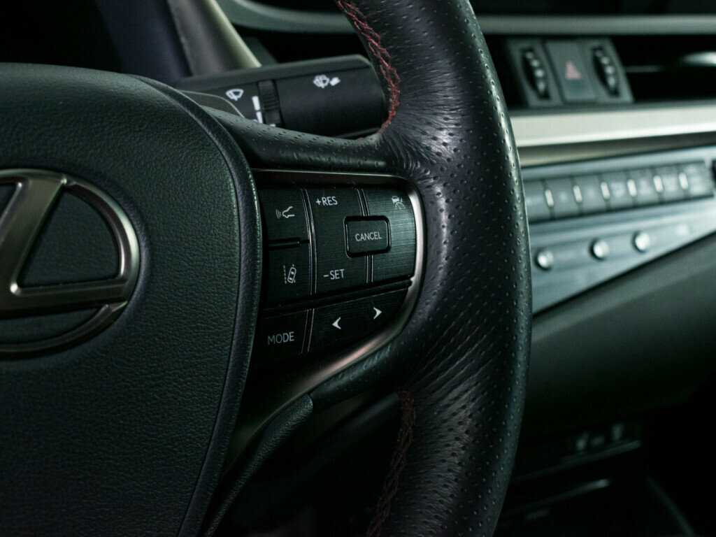 Купить Lexus ES 350, 2020, 82 145 км, фото №16