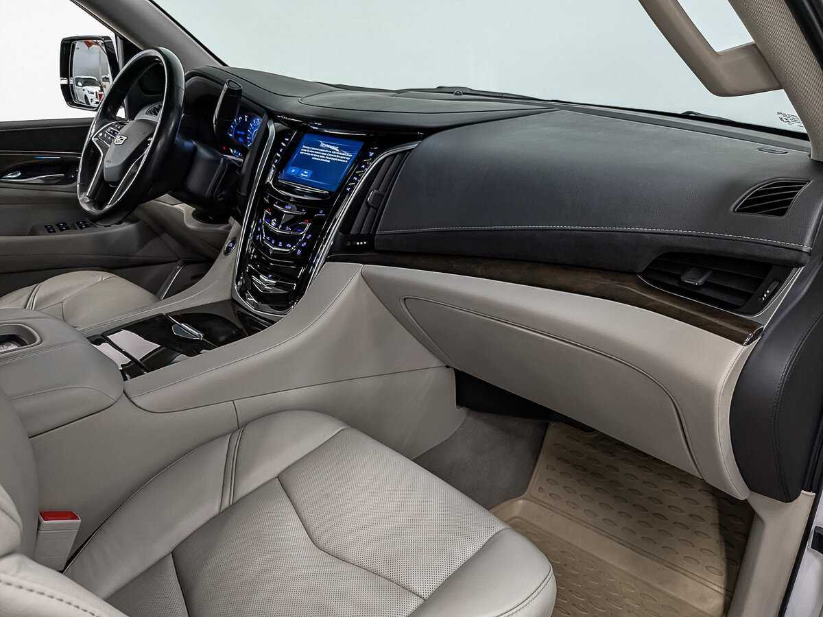 Купить Cadillac Escalade, 2019, 77 280 км, фото №13