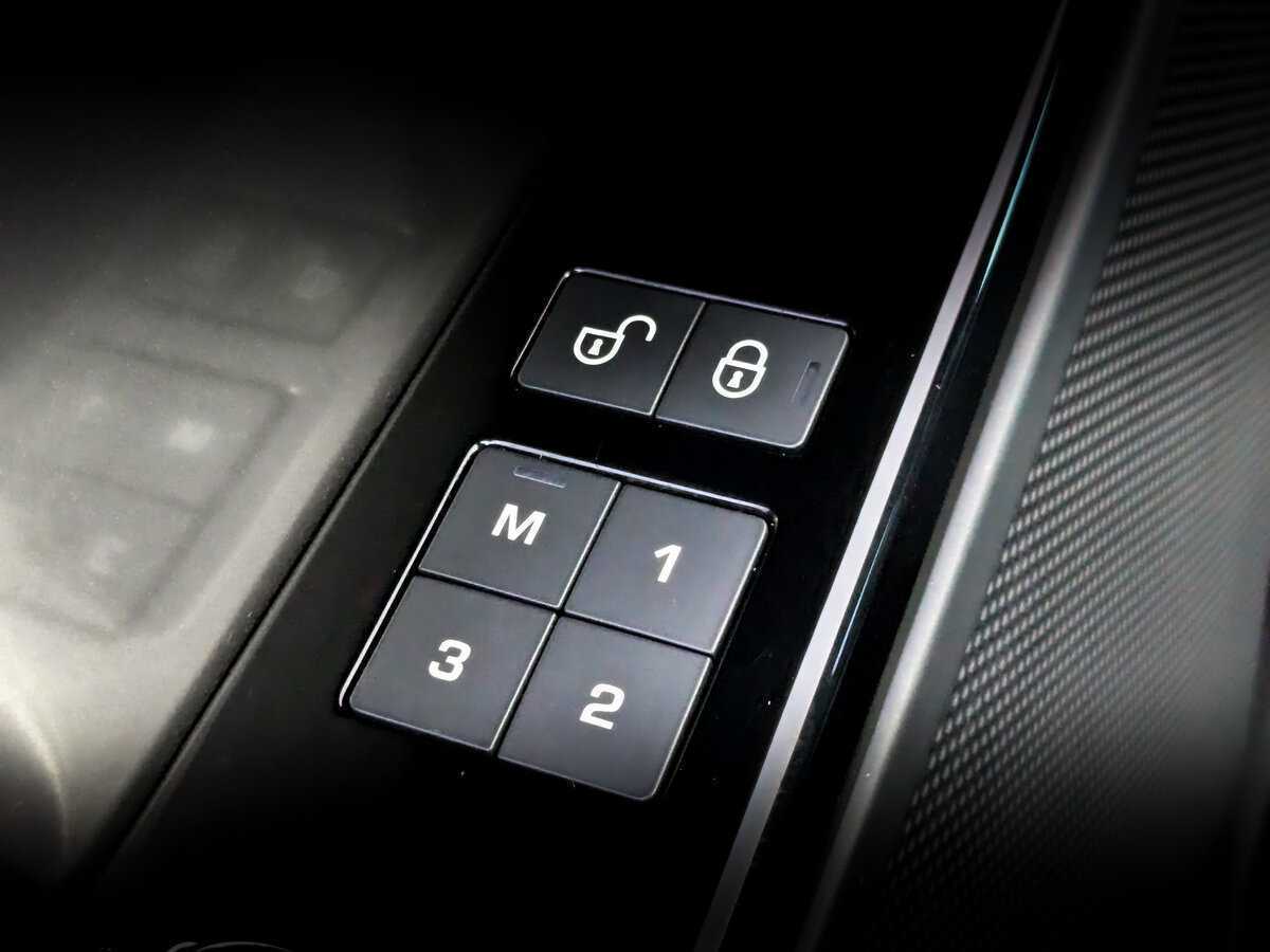 Купить Land Rover Range Rover Velar, 2018, 116 000 км, фото №22