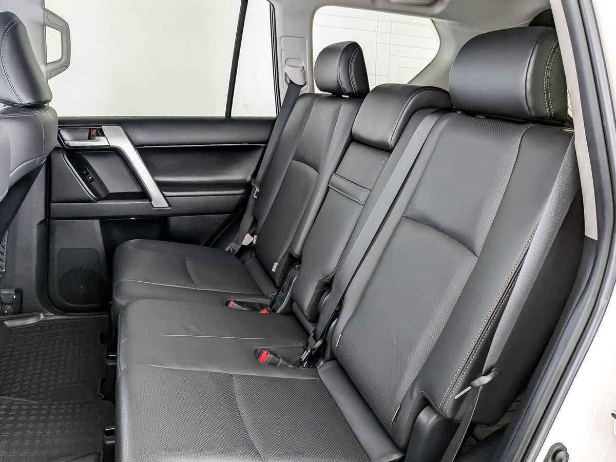 Купить Toyota Land Cruiser Prado, 2021, 54 378 км, фото №12