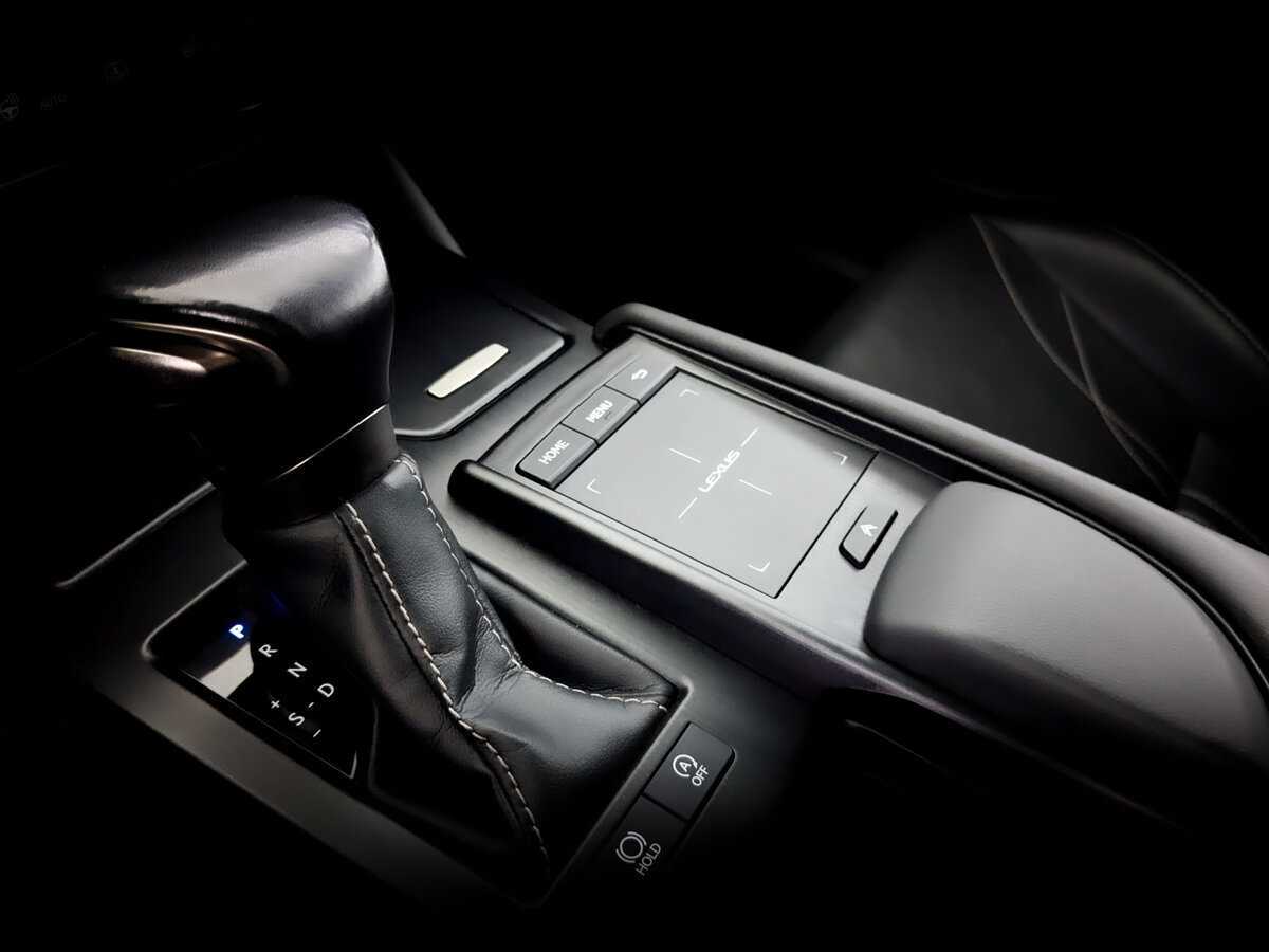 Купить Lexus ES 250, 2020, 90 000 км, фото №27