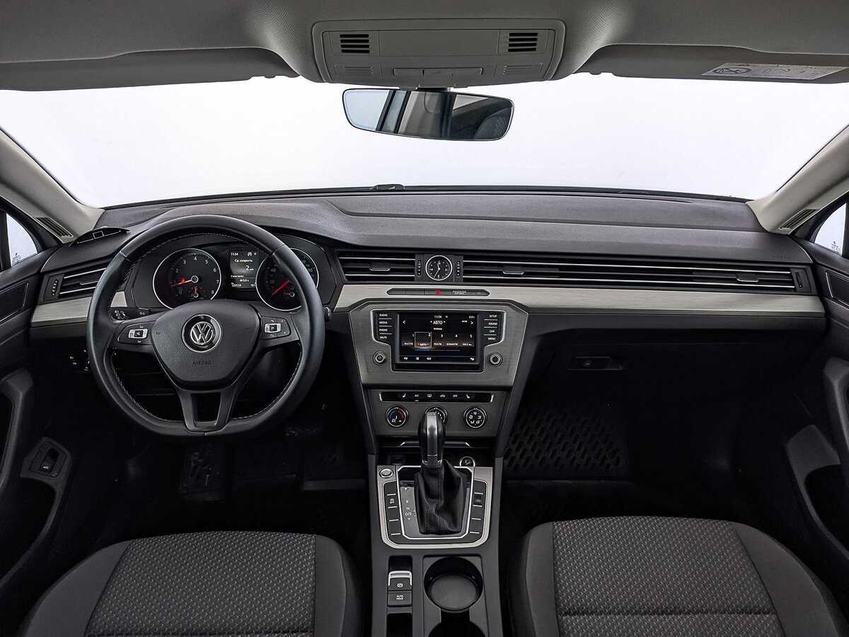 Купить Volkswagen Passat, 2017, 120 532 км, фото №14