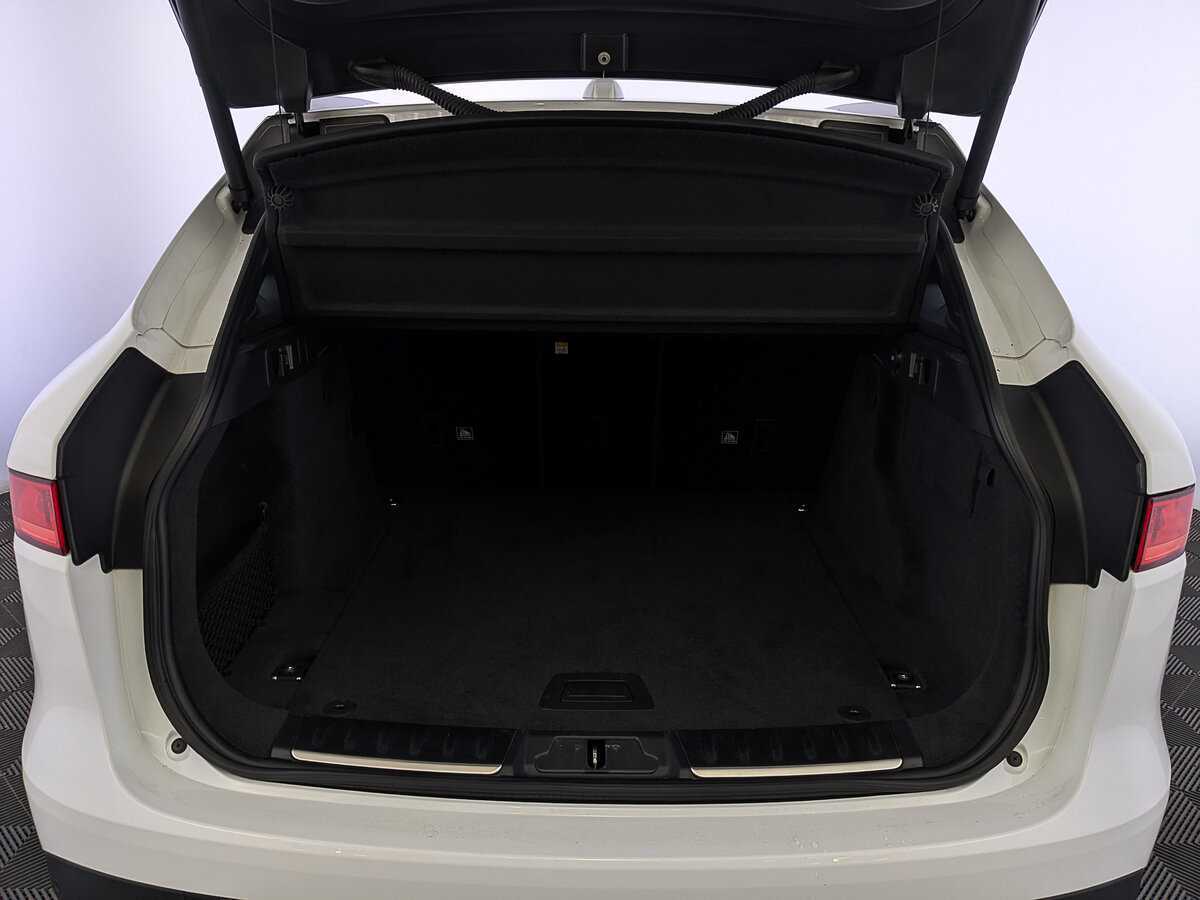 Купить Jaguar F-Pace, 2018, 27 752 км, фото №10