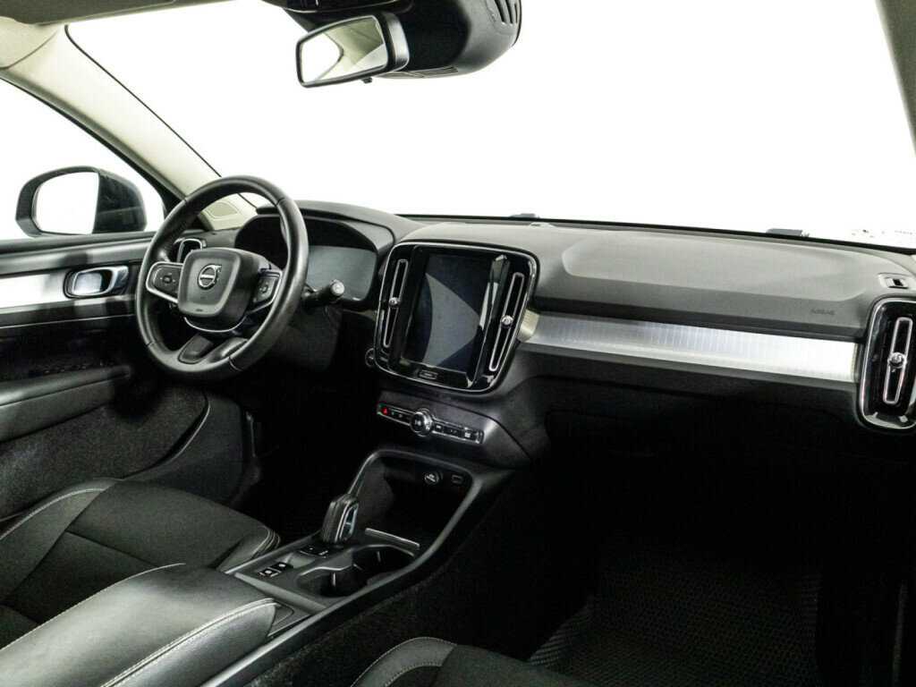 Купить Volvo XC40, 2018, 103 939 км, фото №9
