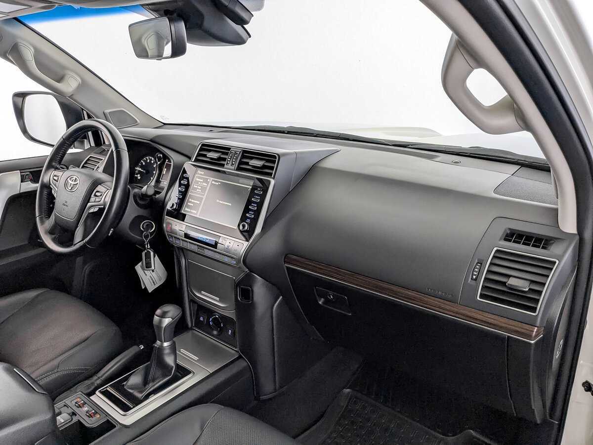 Купить Toyota Land Cruiser Prado, 2022, 68 299 км, фото №11