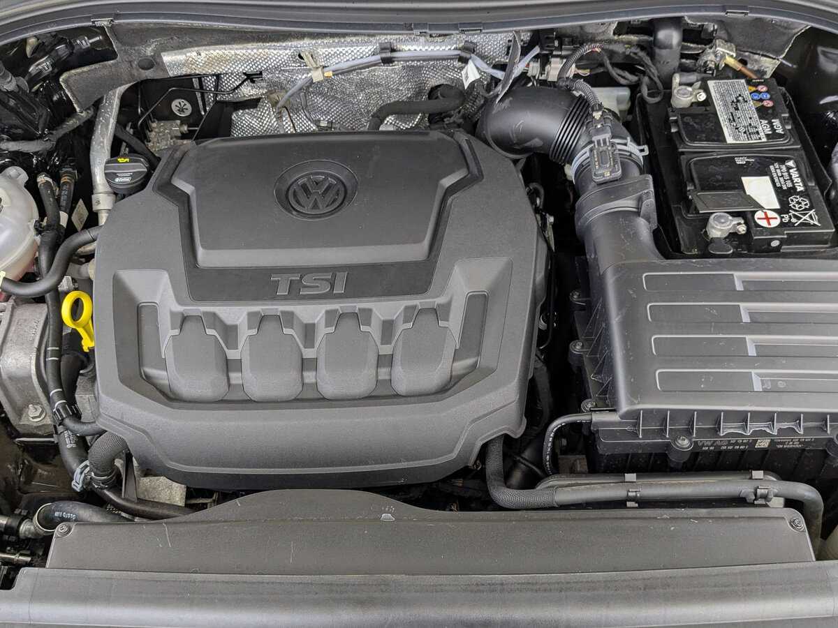 Купить Volkswagen Tiguan, 2019, 57 236 км, фото №9