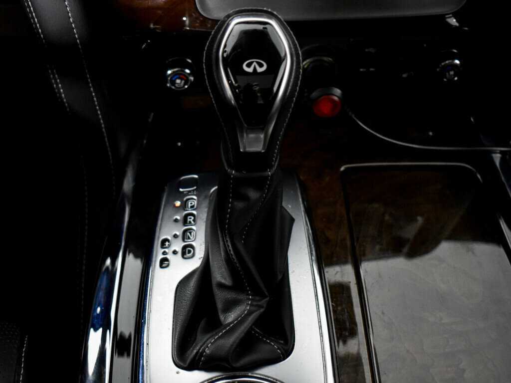 Купить Infiniti QX80, 2018, 75 944 км, фото №8