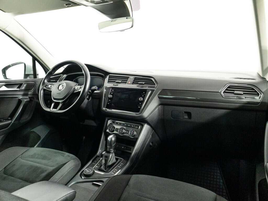Купить Volkswagen Tiguan, 2019, 90 940 км, фото №9