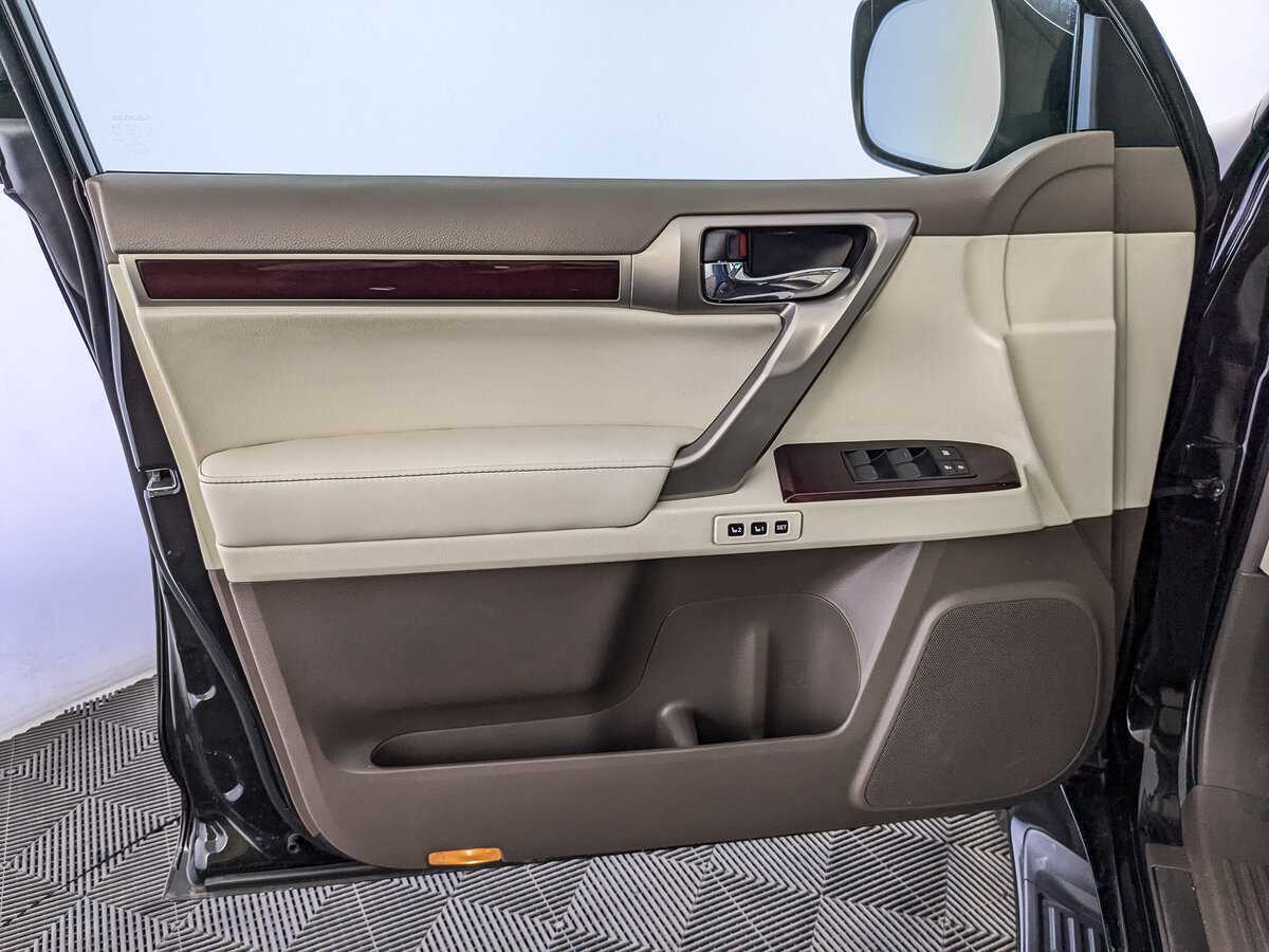 Купить Lexus GX 460, 2017, 151 963 км, фото №19