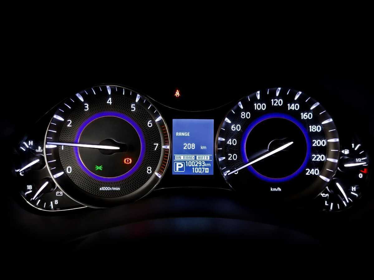 Купить Infiniti QX80, 2017, 100 292 км, фото №12