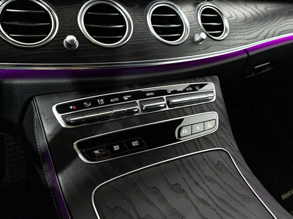 Купить Mercedes-Benz E-Класс 200, 2020, 63 080 км, фото №19