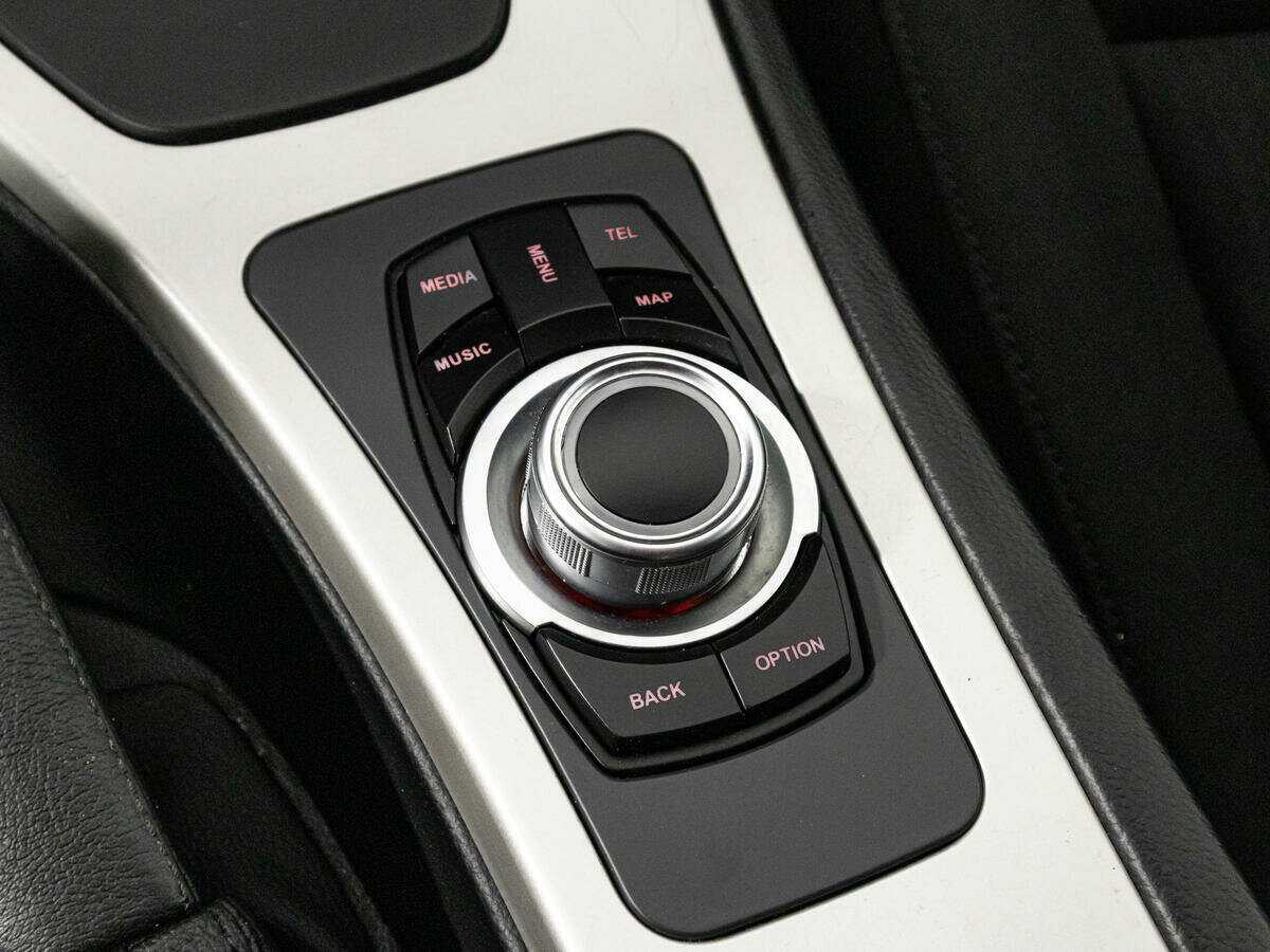 Купить BMW 3 серии 318i, 2011, 68 196 км, фото №16