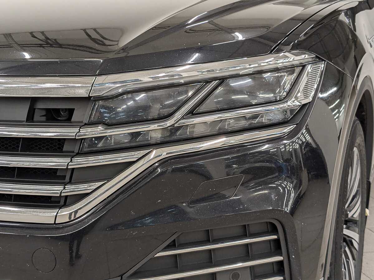 Купить Volkswagen Touareg, 2020, 97 829 км, фото №11