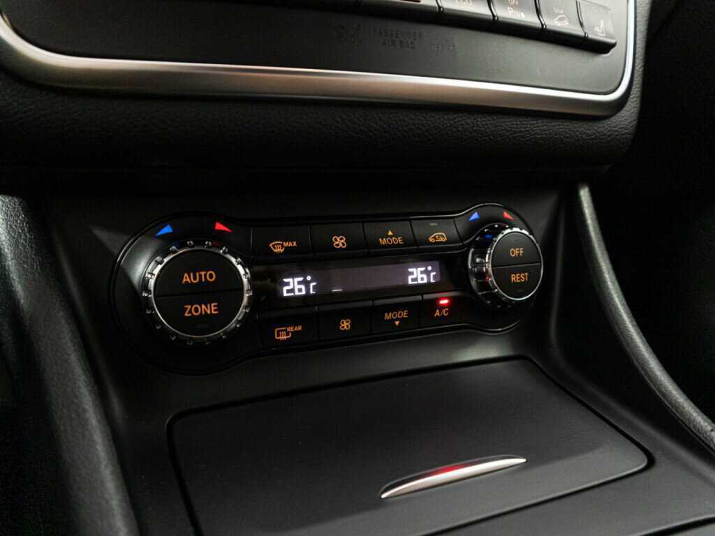 Купить Mercedes-Benz GLA 250, 2014, 133 433 км, фото №18