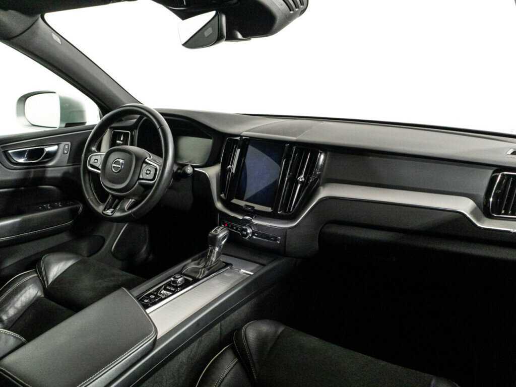 Купить Volvo XC60, 2018, 134 300 км, фото №9