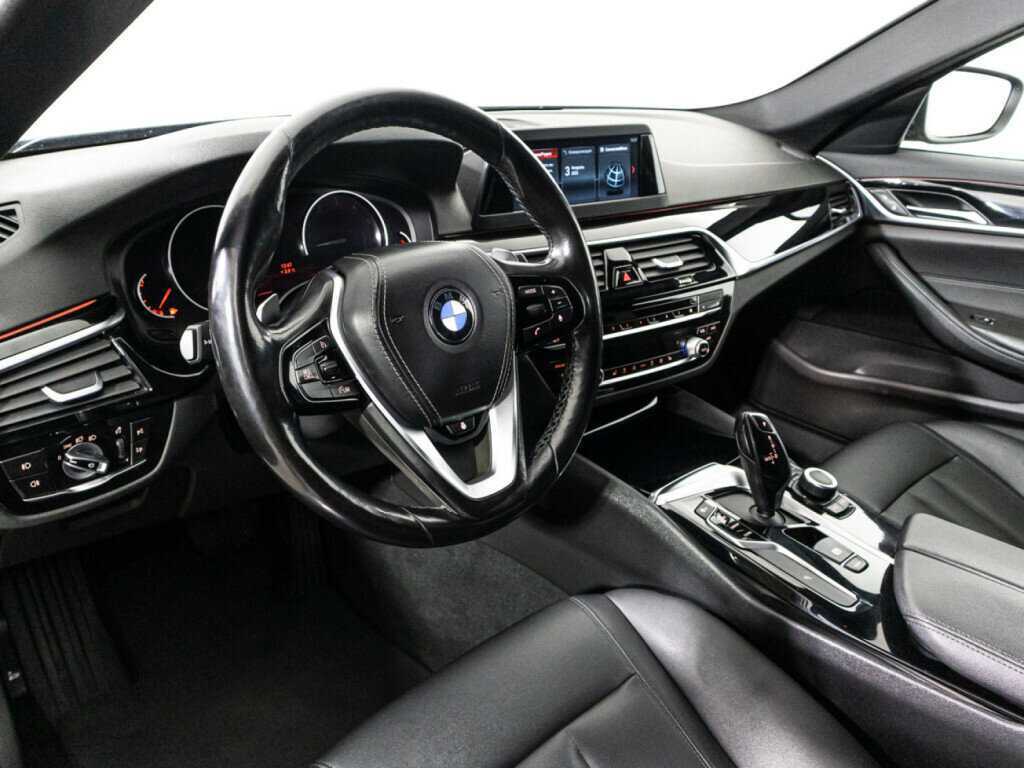 Купить BMW 5 серии 520i, 2018, 147 719 км, фото №11
