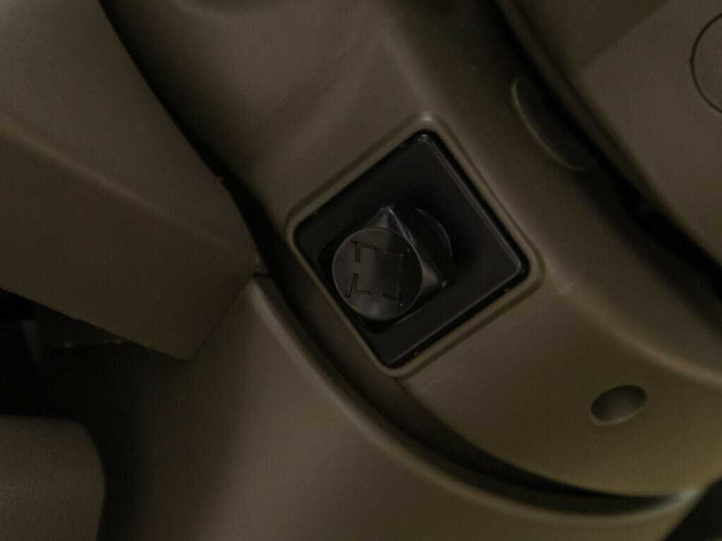 Купить Infiniti FX35, 2008, 279 336 км, фото №15