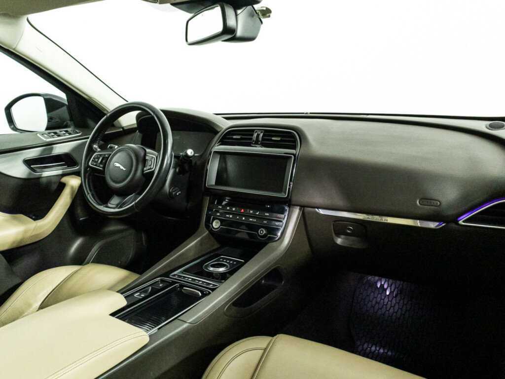 Купить Jaguar F-Pace, 2016, 108 000 км, фото №7