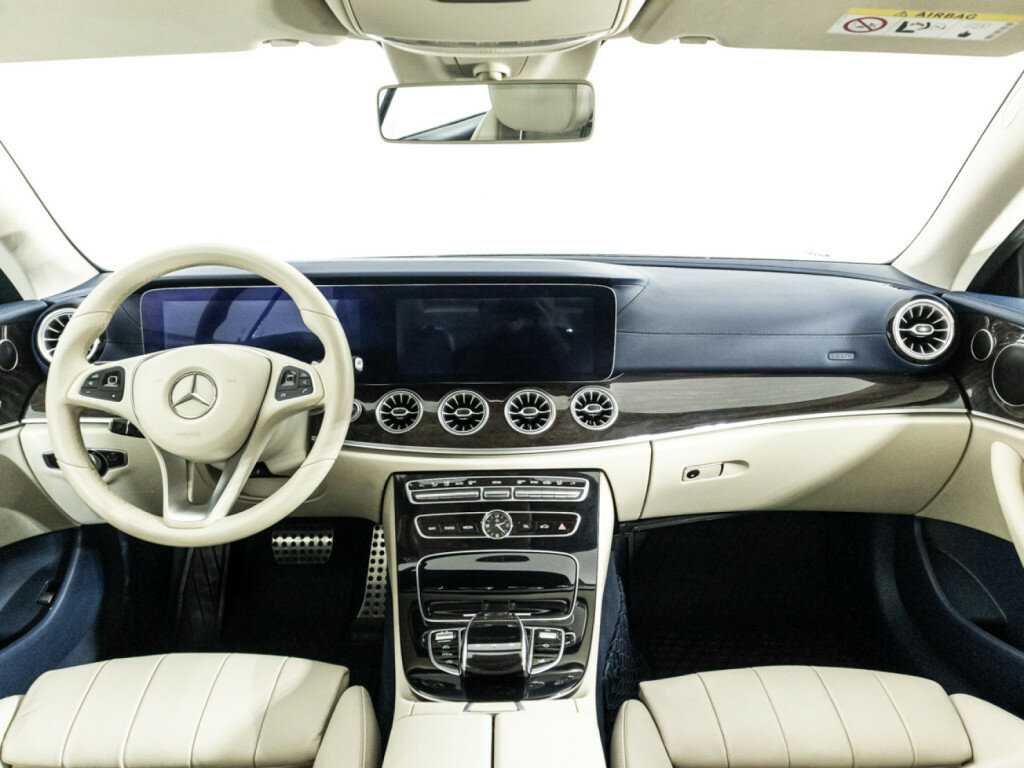 Купить Mercedes-Benz E-Класс 200, 2017, 67 994 км, фото №13