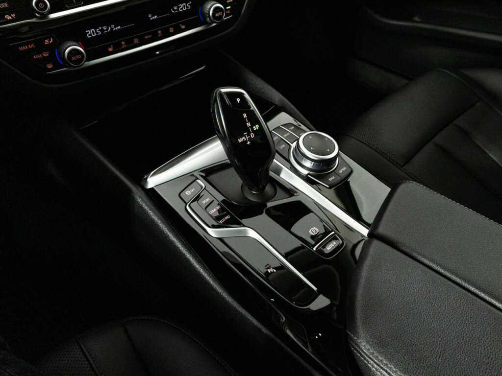 Купить BMW 5 серии 520i, 2020, 104 651 км, фото №17