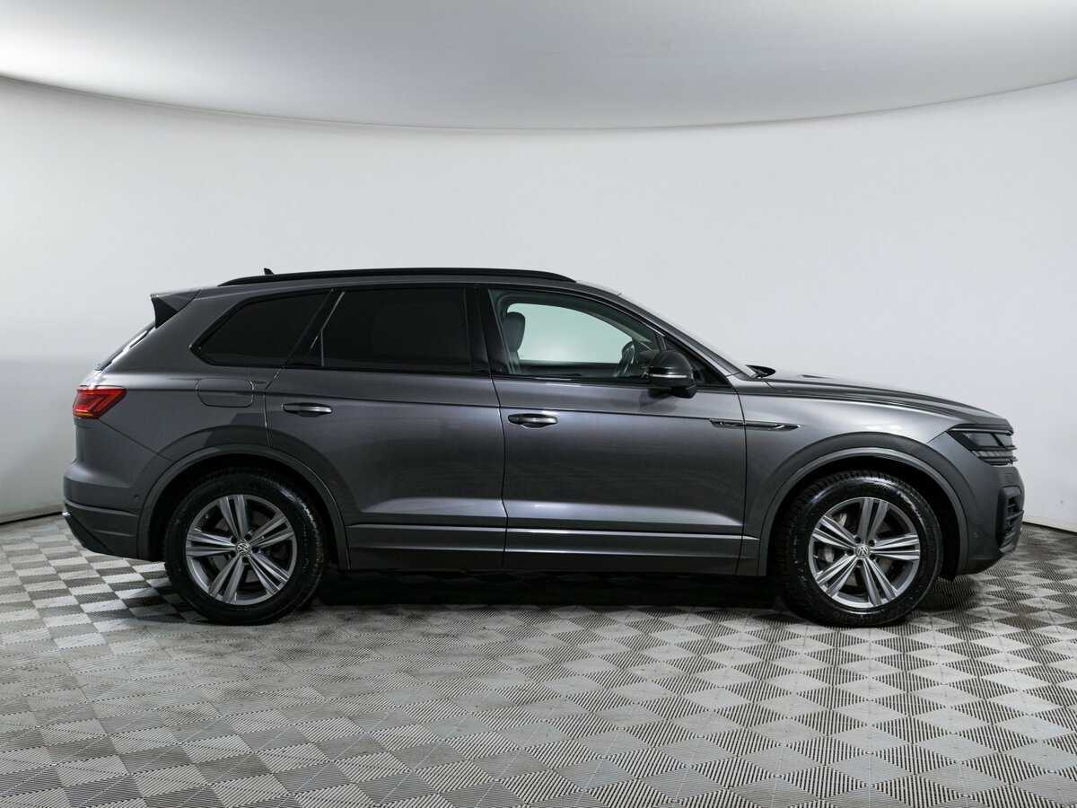 Купить Volkswagen Touareg, 2019, 157 400 км, фото №4