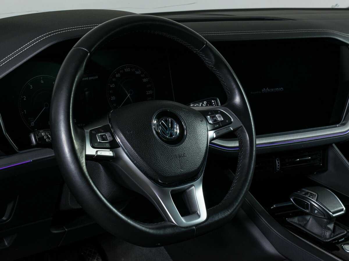 Купить Volkswagen Touareg, 2019, 157 400 км, фото №17