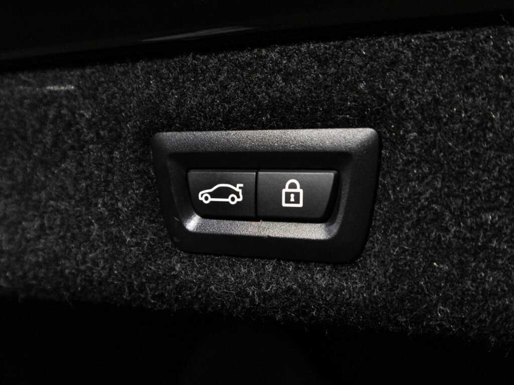 Купить BMW 5 серии 520d, 2020, 78 171 км, фото №16