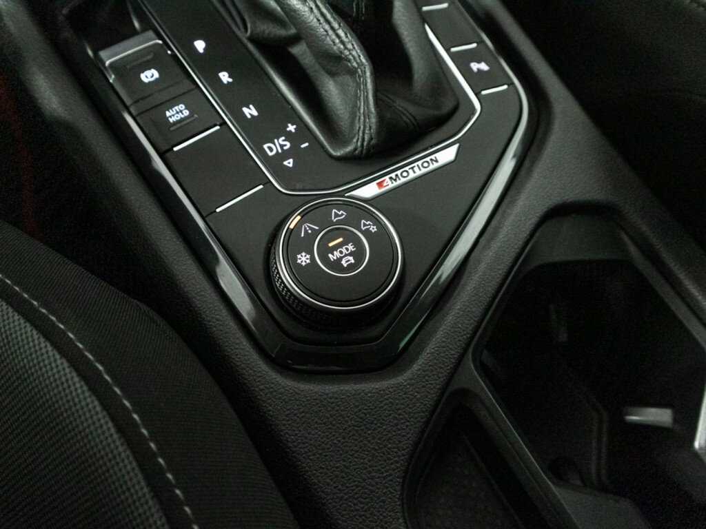Купить Volkswagen Tiguan, 2019, 115 775 км, фото №19