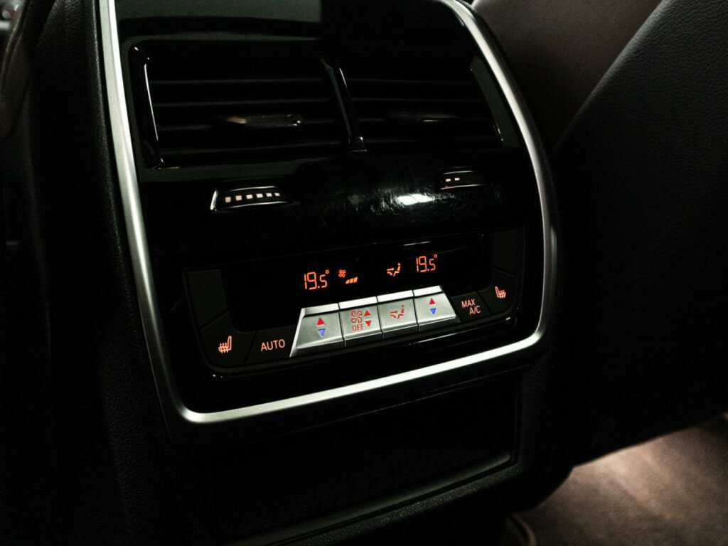 Купить BMW X7 30d, 2022, 59 724 км, фото №32