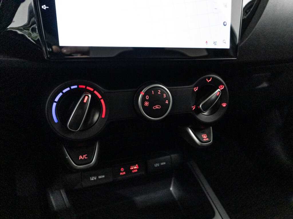 Купить Kia Rio, 2019, 62 367 км, фото №16