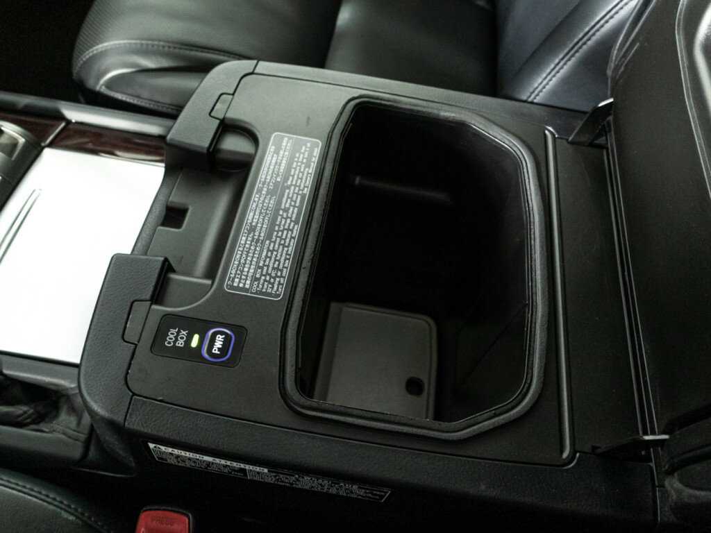 Купить Lexus LX 570, 2011, 376 590 км, фото №21