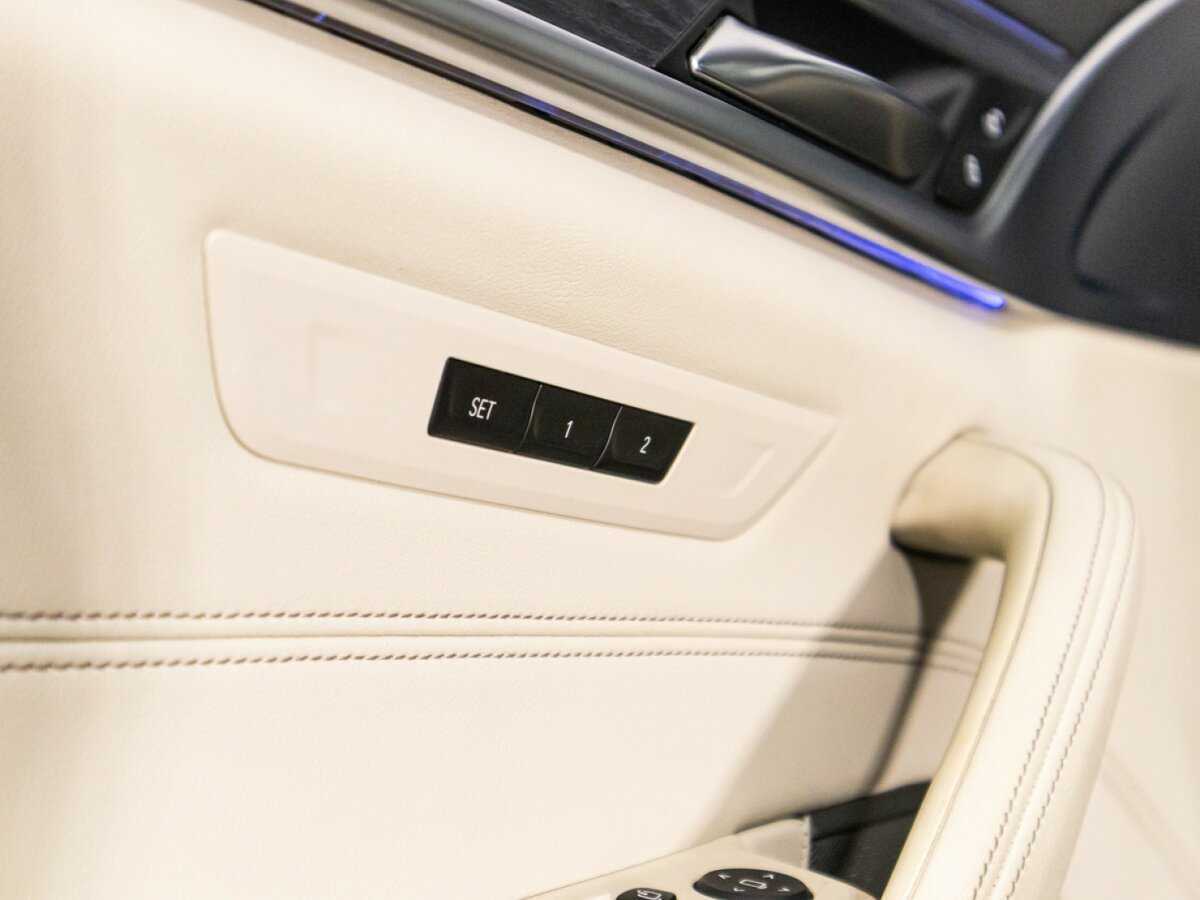 Купить BMW 5 серии 530d xDrive, 2020, 66 666 км, фото №17