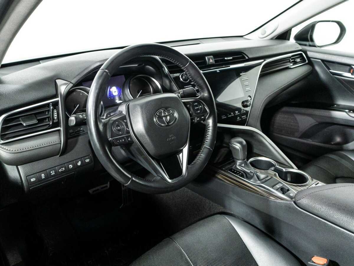 Купить Toyota Camry, 2019, 67 873 км, фото №11