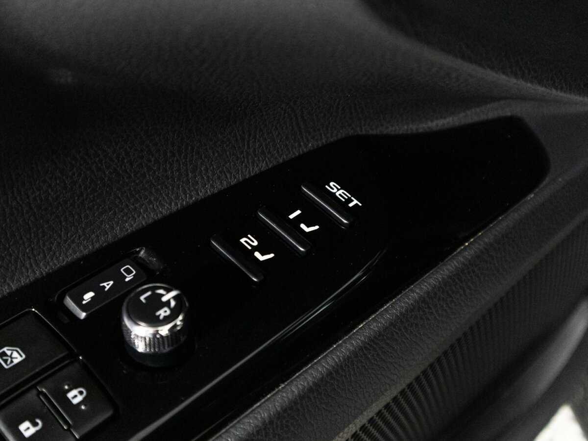 Купить Toyota Camry, 2019, 67 873 км, фото №20