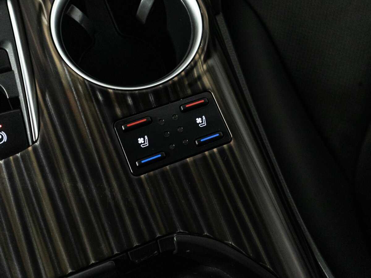 Купить Toyota Camry, 2019, 67 873 км, фото №21