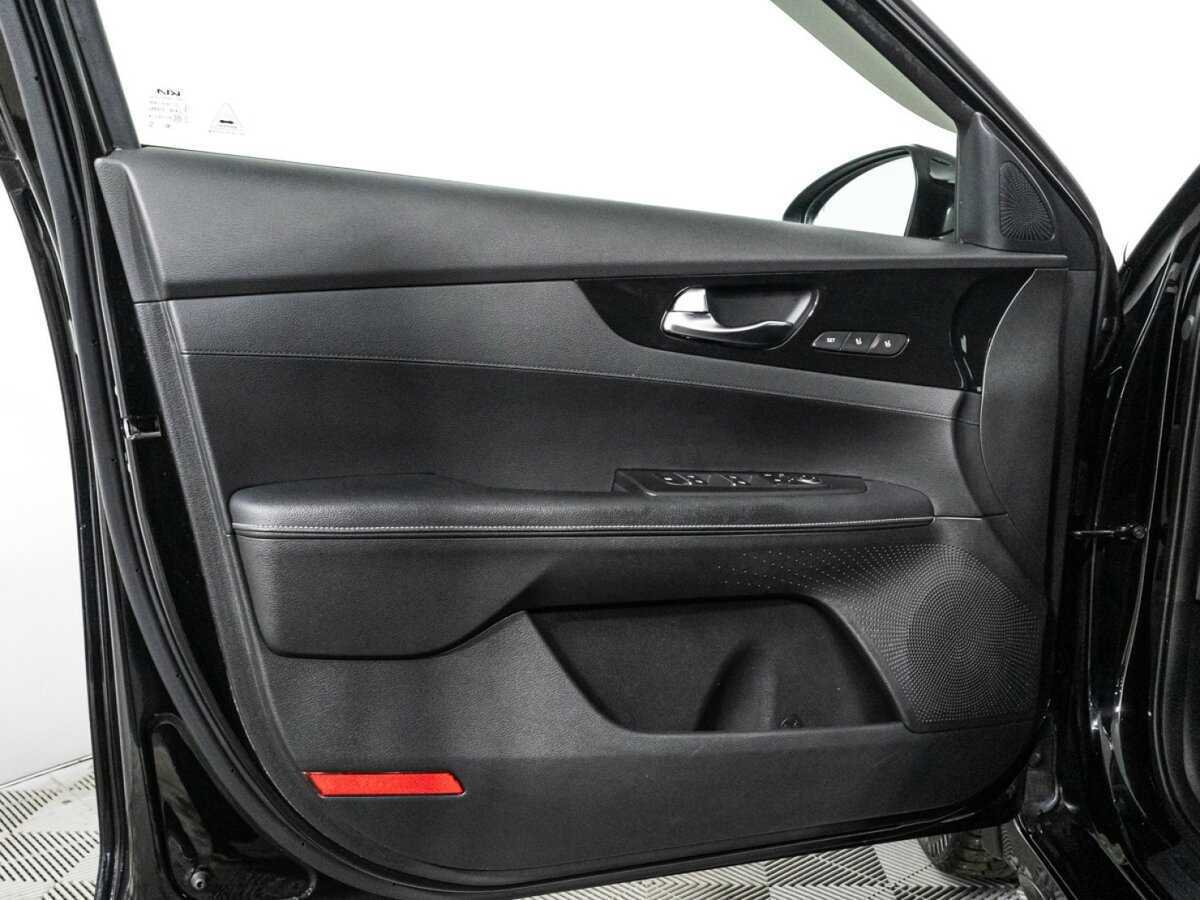 Купить Kia Cerato, 2021, 116 898 км, фото №25