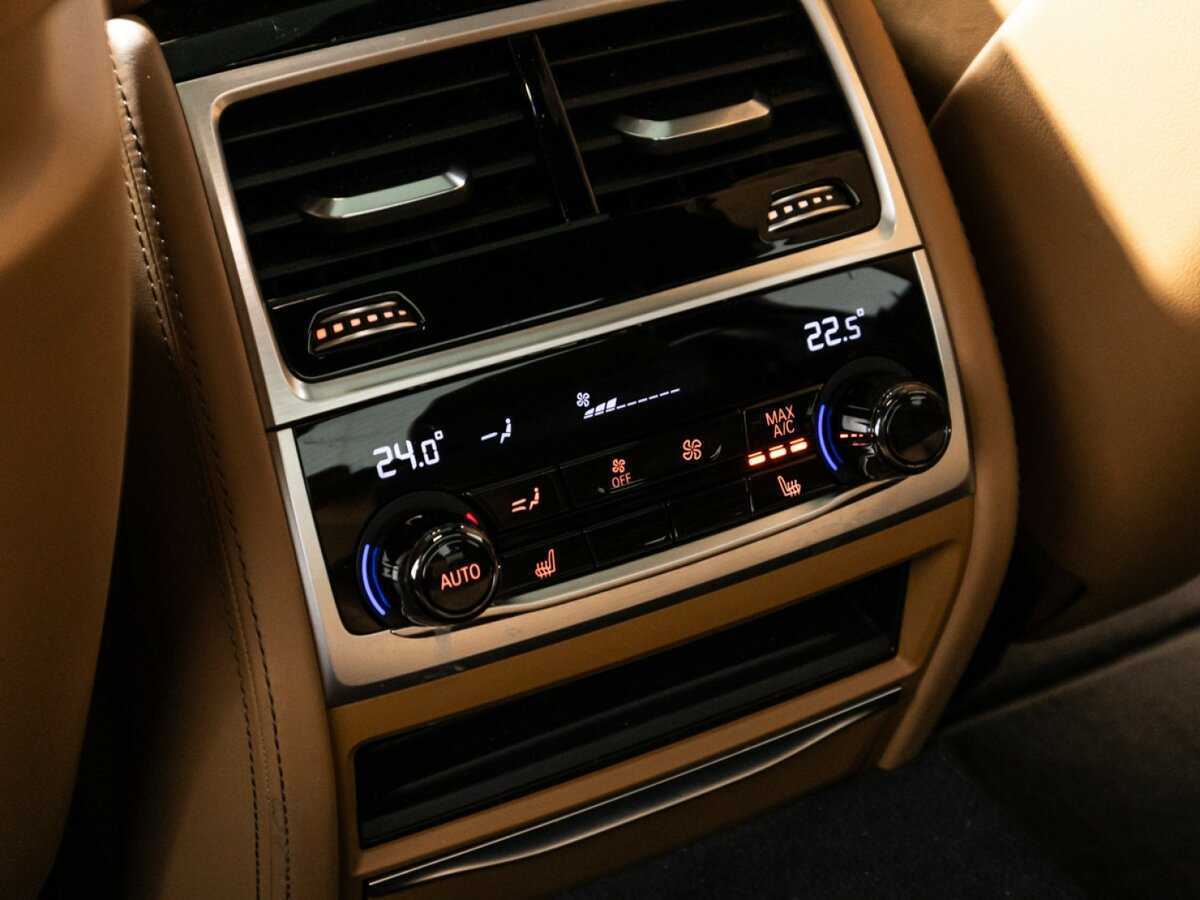 Купить BMW 7 серии 740d xDrive, 2022, 57 970 км, фото №15