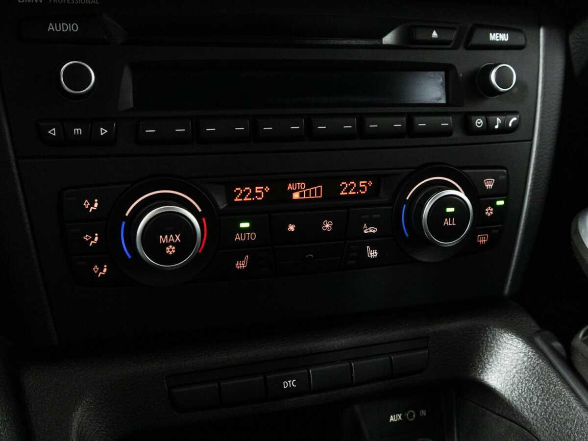 Купить BMW X1 18i, 2010, 224 737 км, фото №16